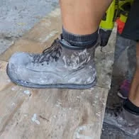 Are There Barefoot Steel Toe Safety Work Boots? | Anya's Reviews